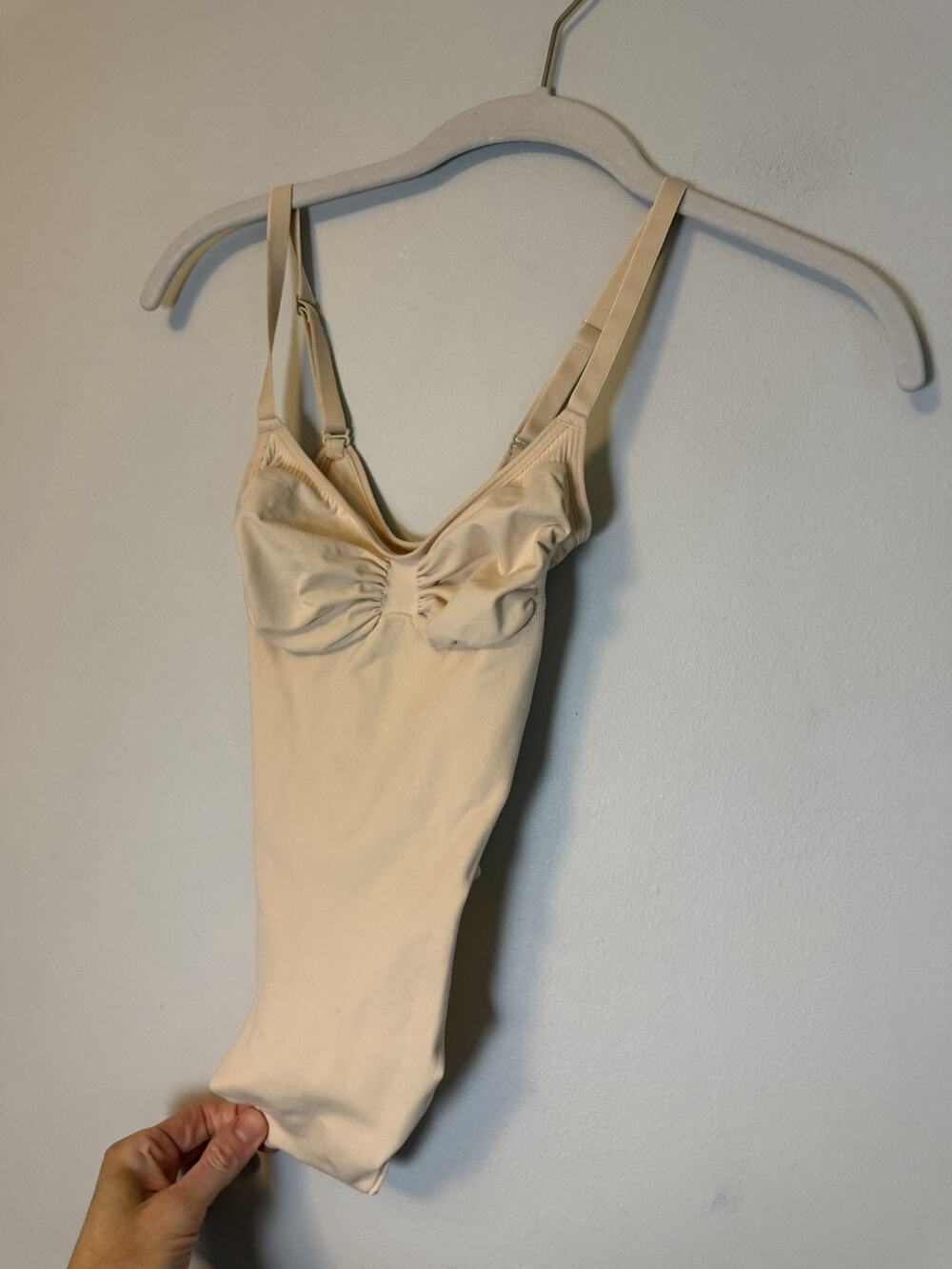 Skims Seamless Sculpt Thong Bodysuit Sz M NWOT $78